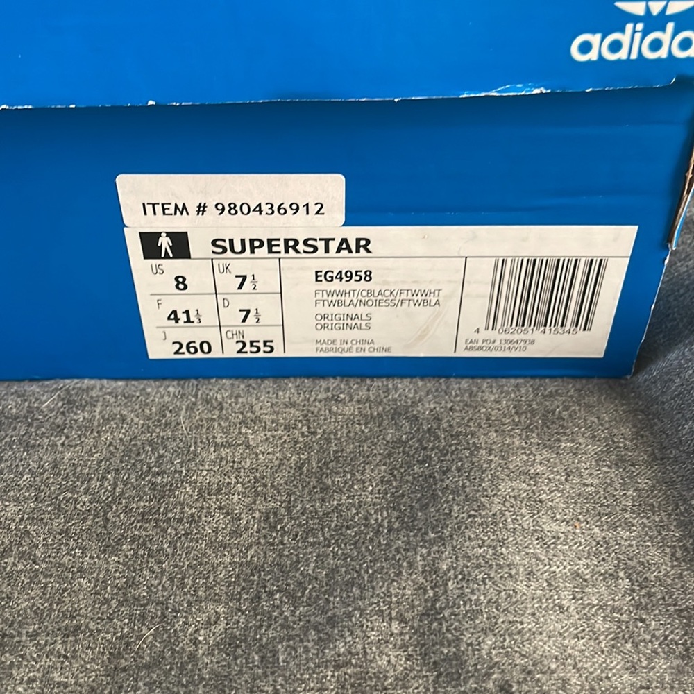 Adidas Superstar Classic Black and White Shoe Size 8 - Picture 6 of 7